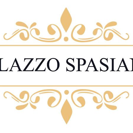 Palazzo Spasiano Rooms - Sorrento Center Exteriér fotografie